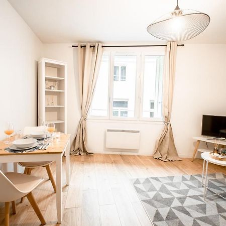 Charmant F2 Hyper Centre De Melun Appartement Buitenkant foto