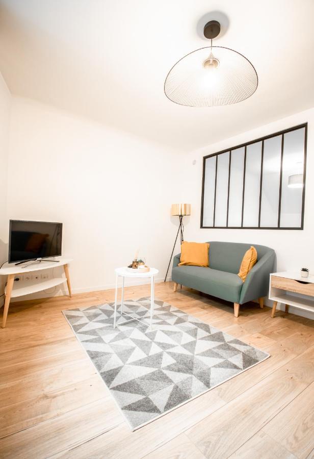 Charmant F2 Hyper Centre De Melun Appartement Buitenkant foto