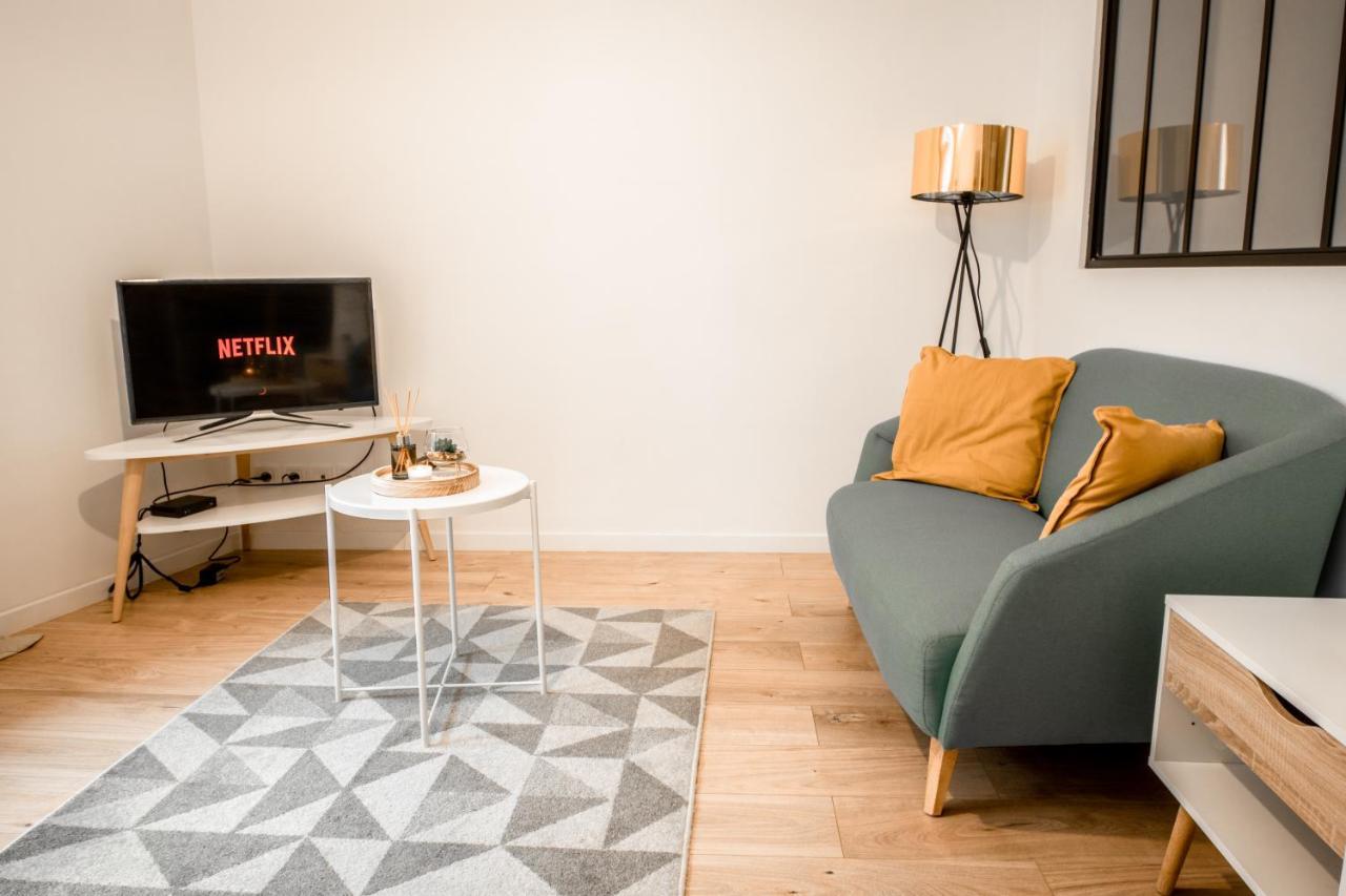 Charmant F2 Hyper Centre De Melun Appartement Buitenkant foto