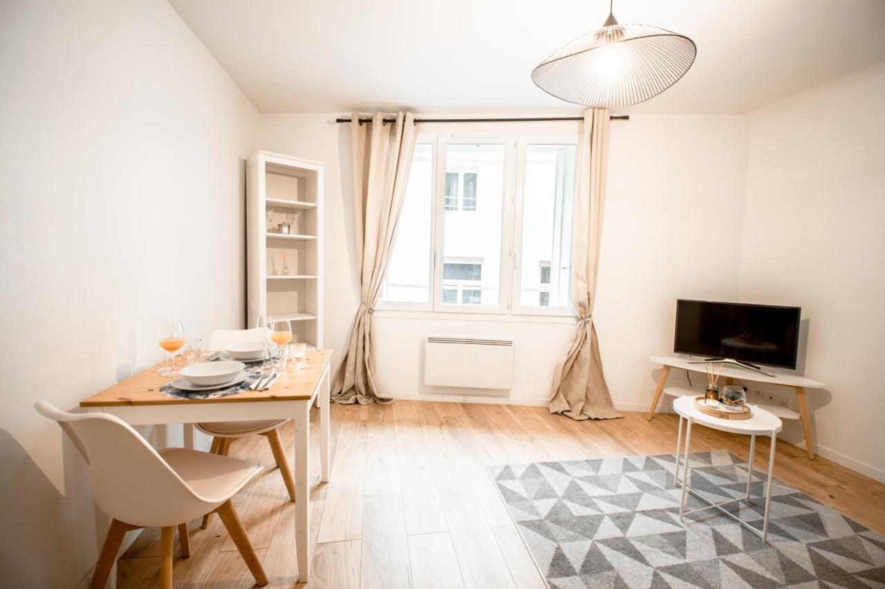 Charmant F2 Hyper Centre De Melun Appartement Buitenkant foto